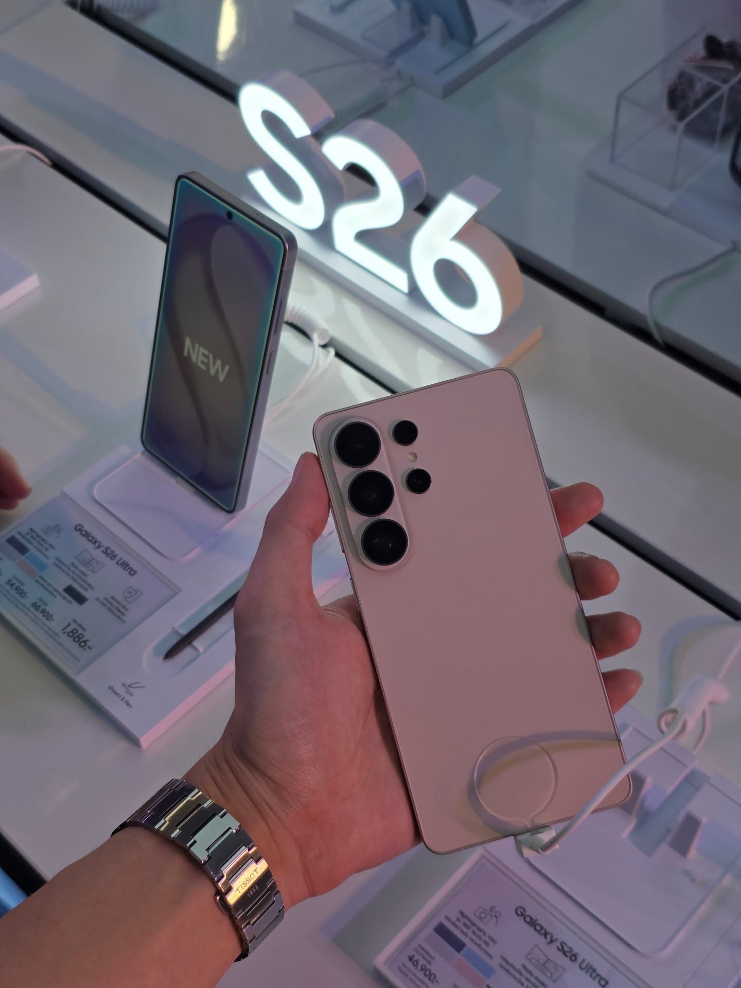 มาร์ค - ศิวัช จำลองกุล