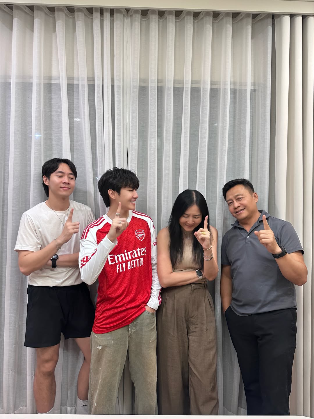 มาร์ค - ศิวัช จำลองกุล