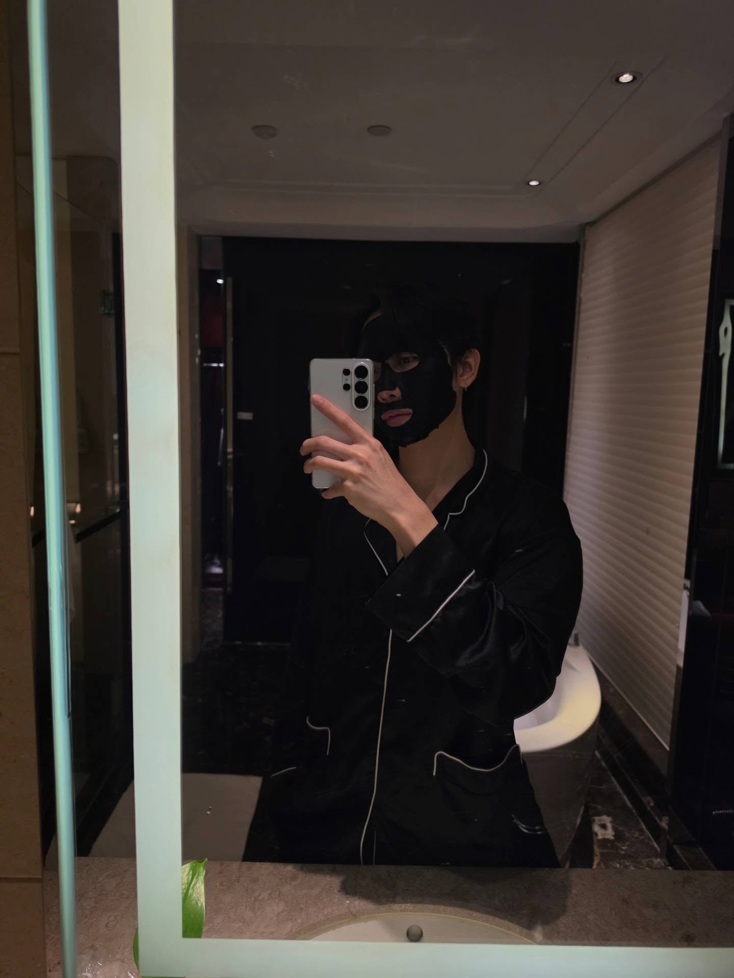 มาร์ค - ศิวัช จำลองกุล
