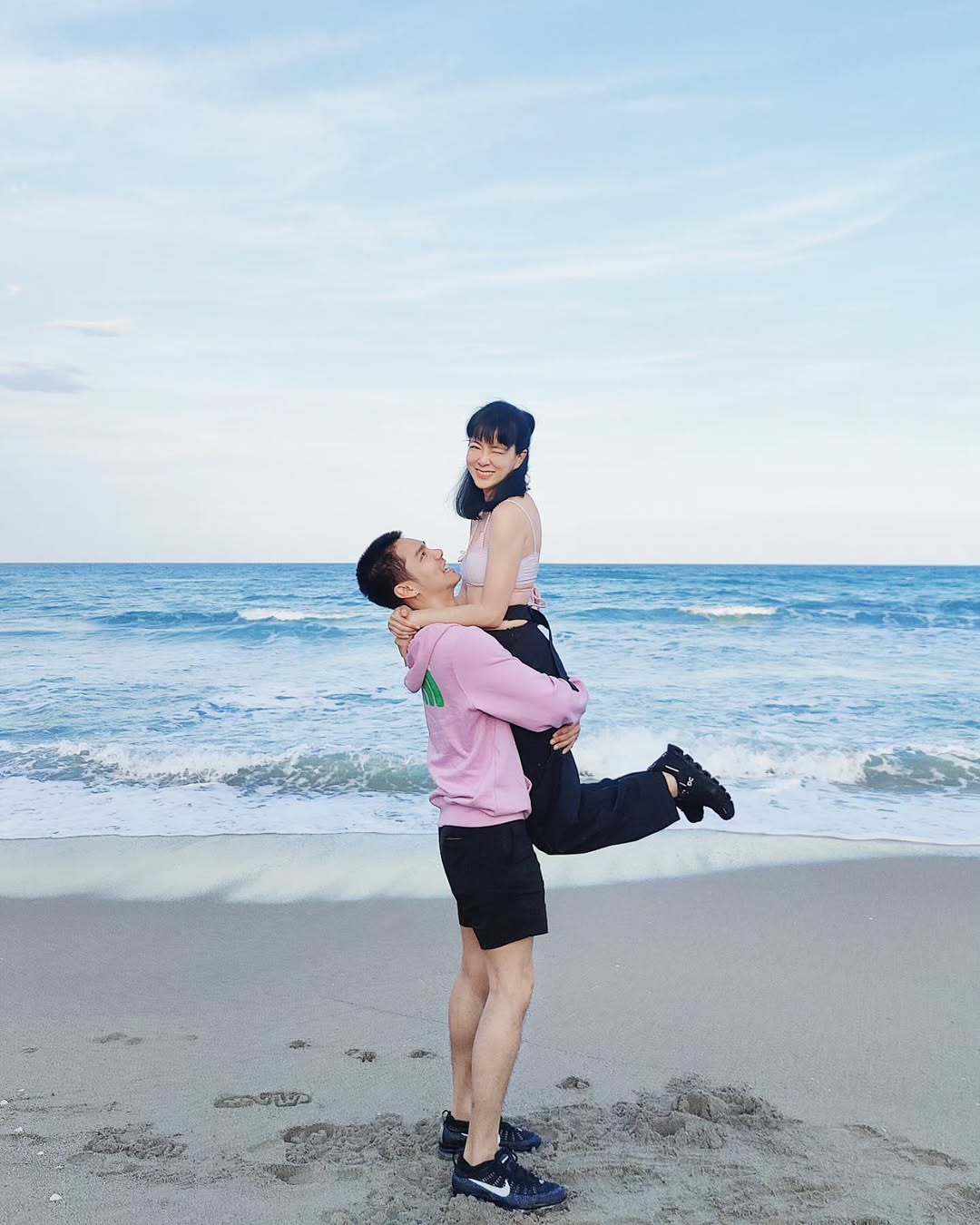 บูม - กิตตน์ก้อง ขำกฤษ