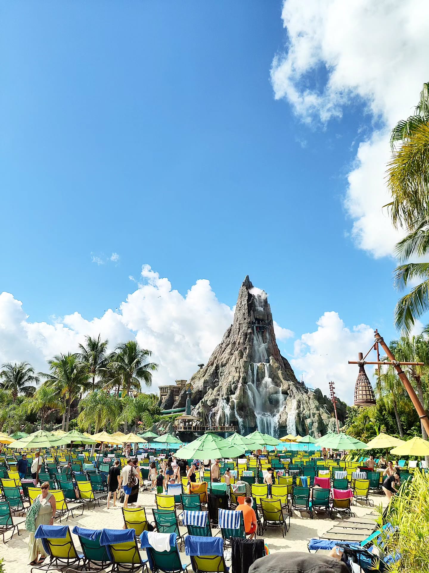 บูม - กิตตน์ก้อง ขำกฤษ