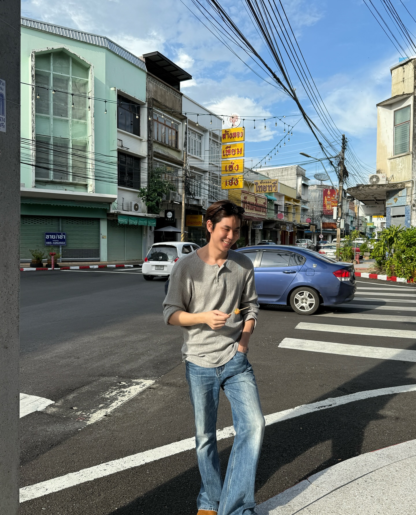 เปรม - วรุศ ชวลิตรุจิวงษ์