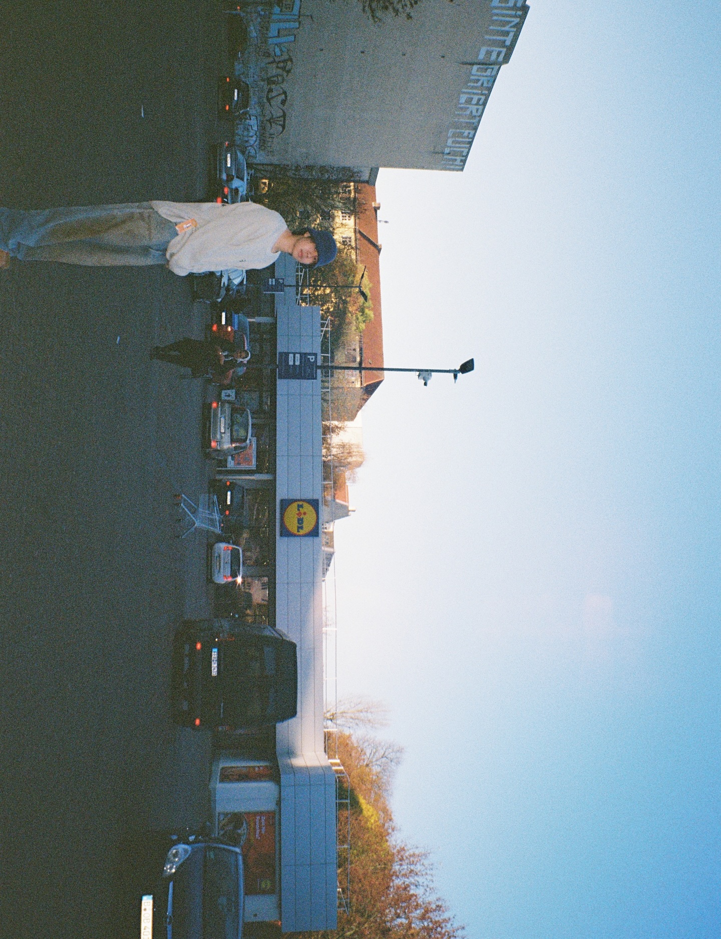 เปรม - วรุศ ชวลิตรุจิวงษ์