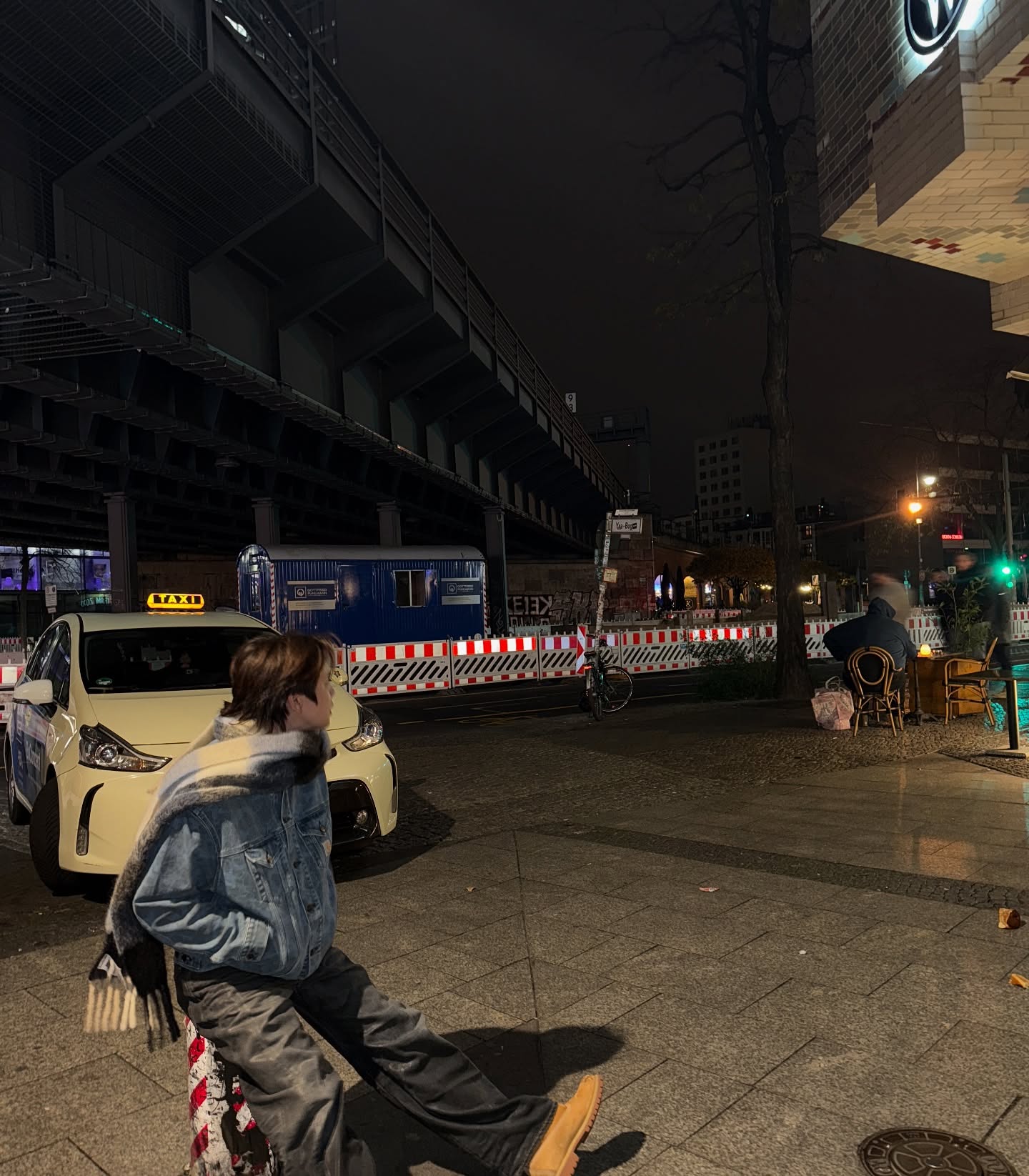 เปรม - วรุศ ชวลิตรุจิวงษ์