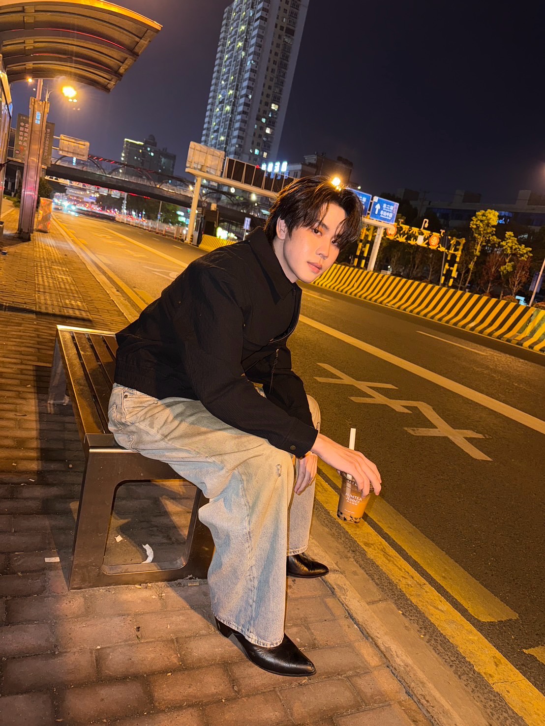 เปรม - วรุศ ชวลิตรุจิวงษ์