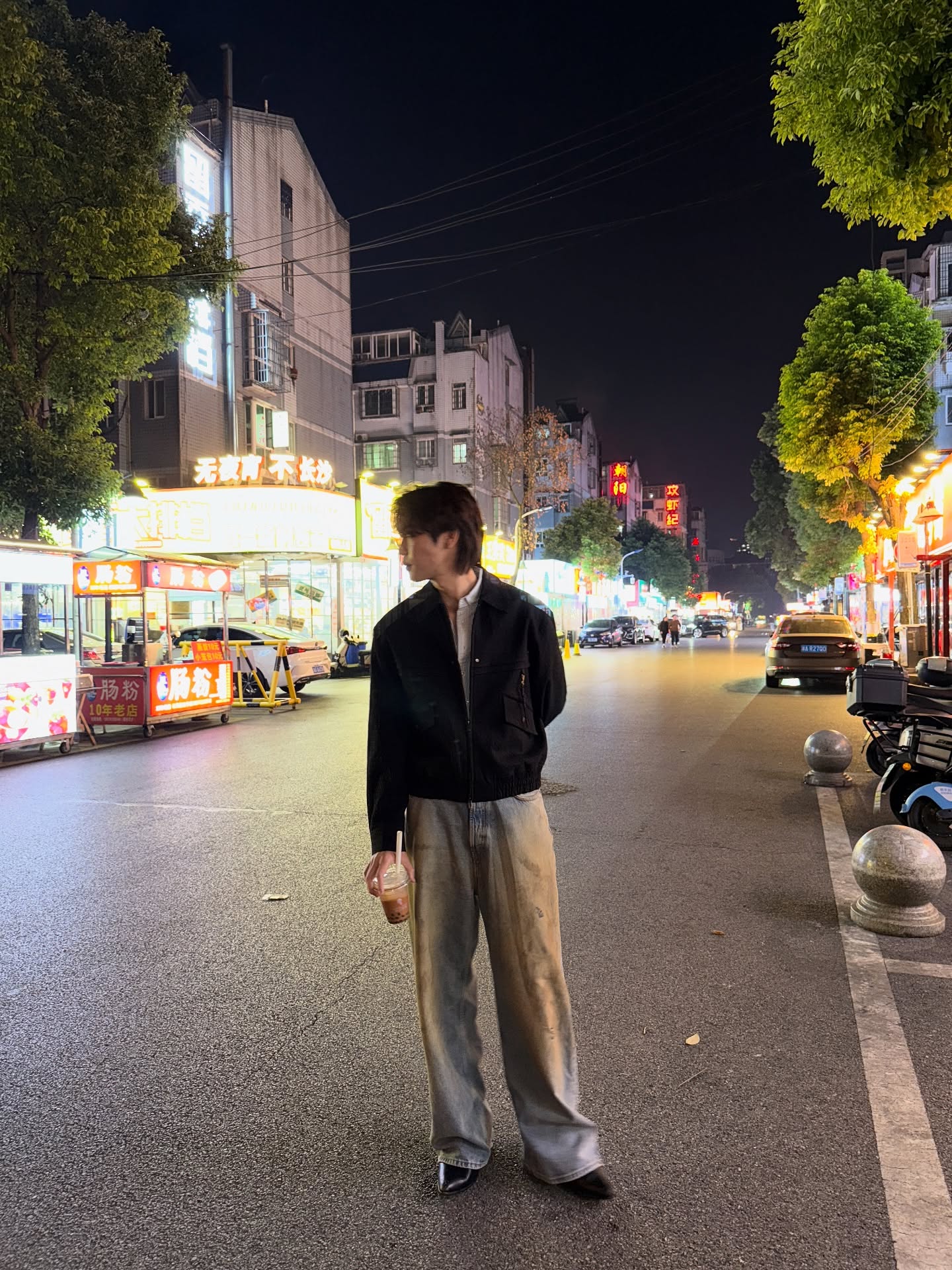 เปรม - วรุศ ชวลิตรุจิวงษ์