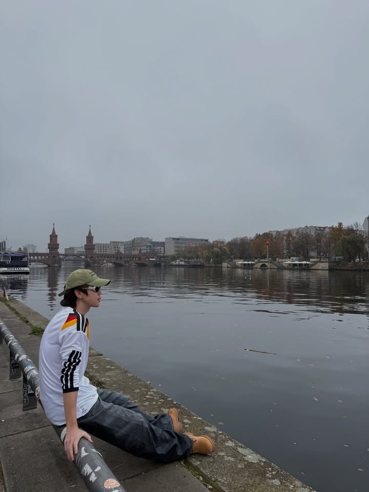 เปรม - วรุศ ชวลิตรุจิวงษ์