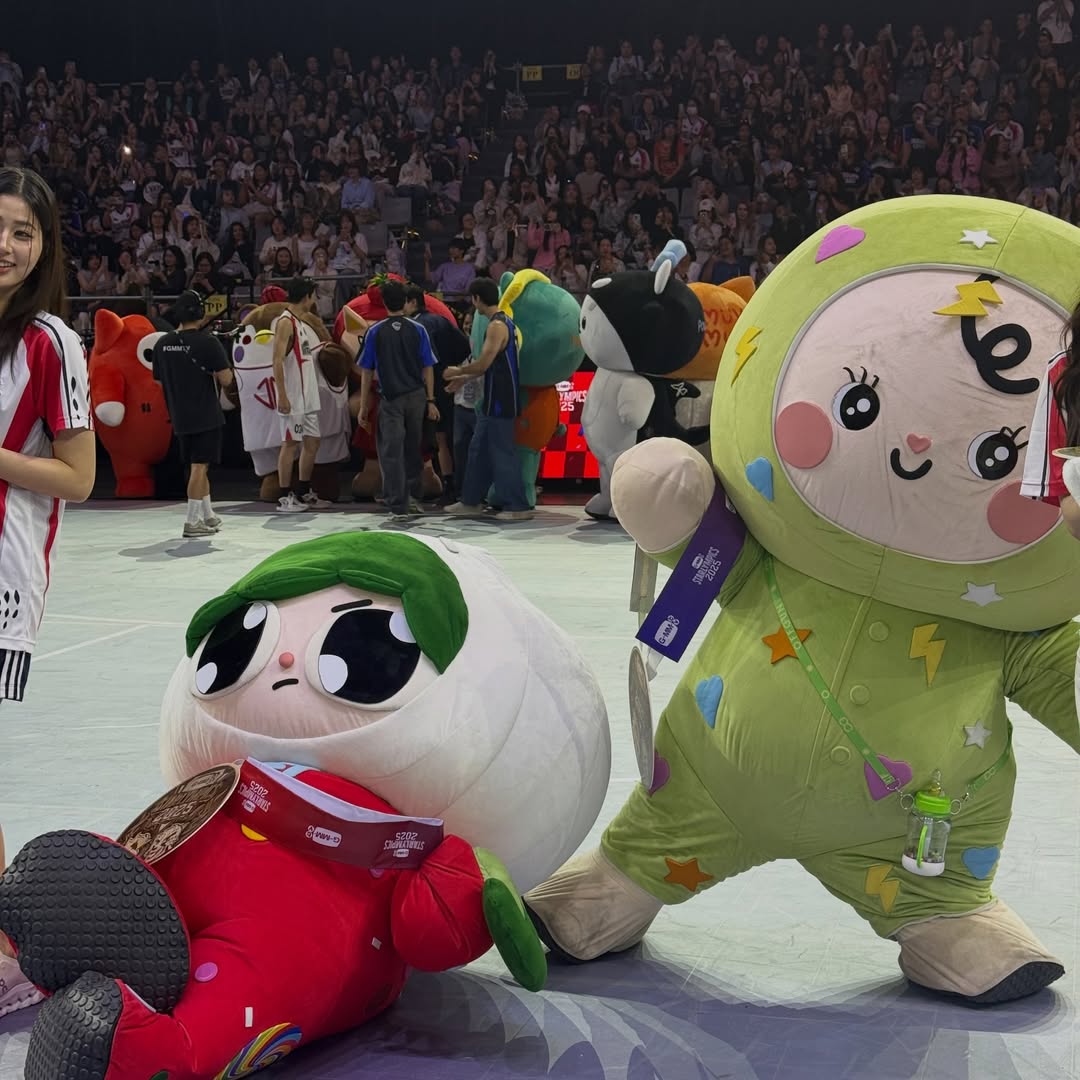 เปรม - วรุศ ชวลิตรุจิวงษ์