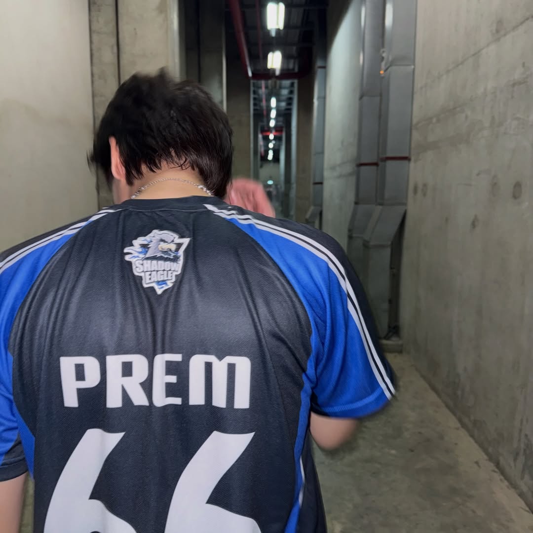 เปรม - วรุศ ชวลิตรุจิวงษ์