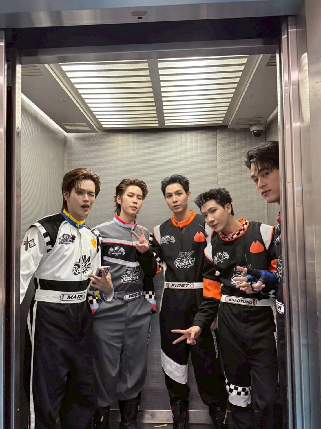 เปรม - วรุศ ชวลิตรุจิวงษ์
