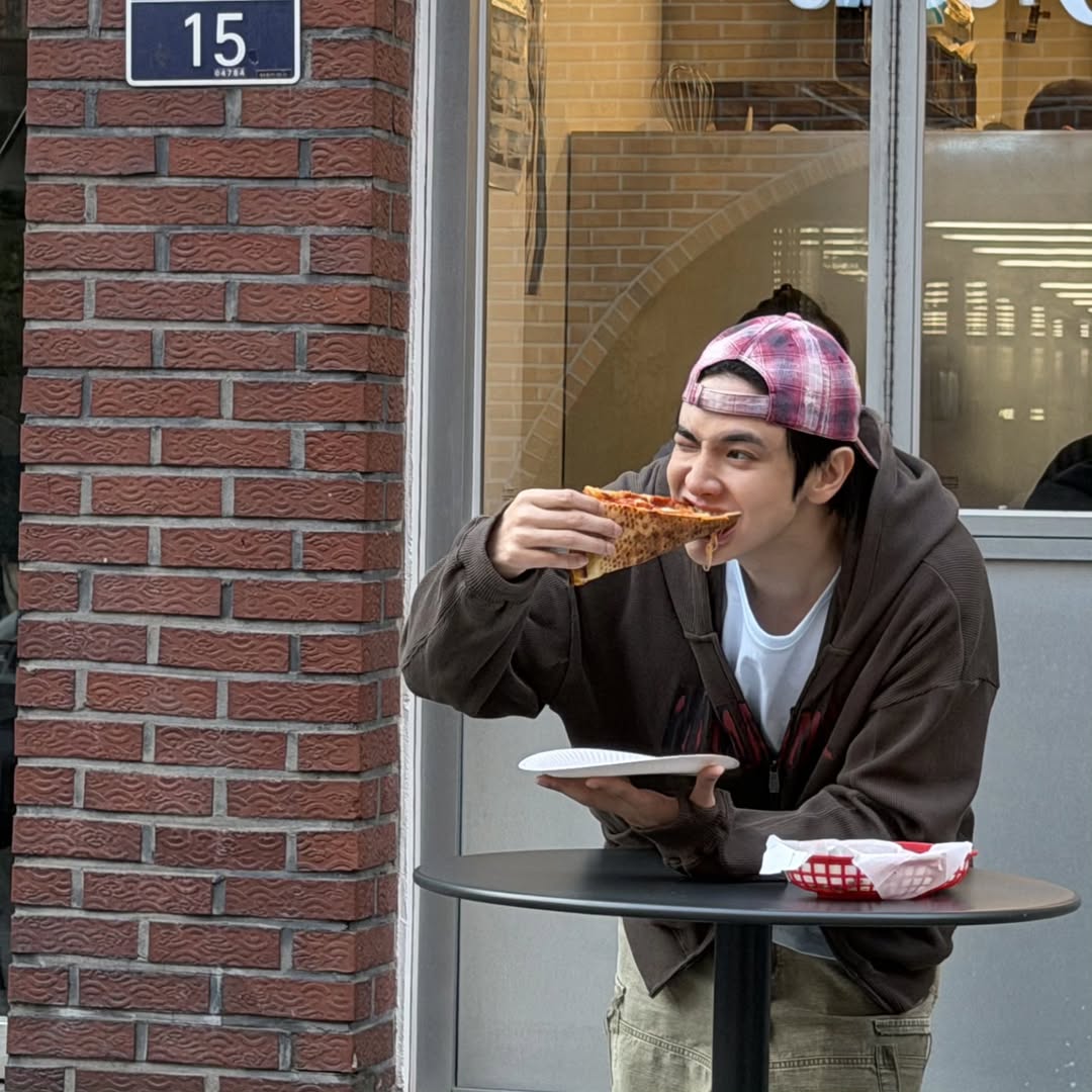 แม็กกี้ - รชต พิเชฐโชติ