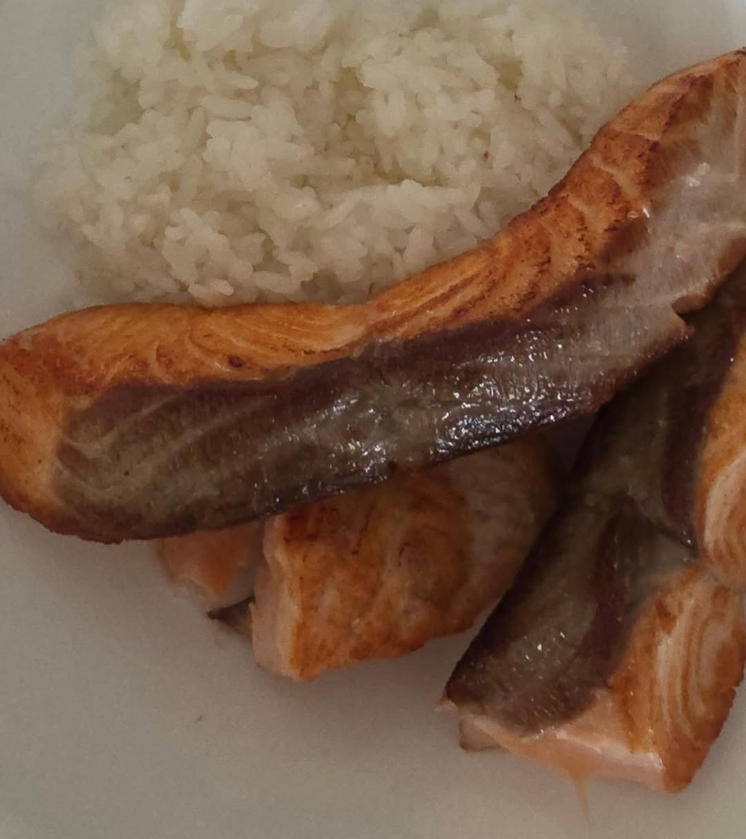 แม็กกี้ - รชต พิเชฐโชติ