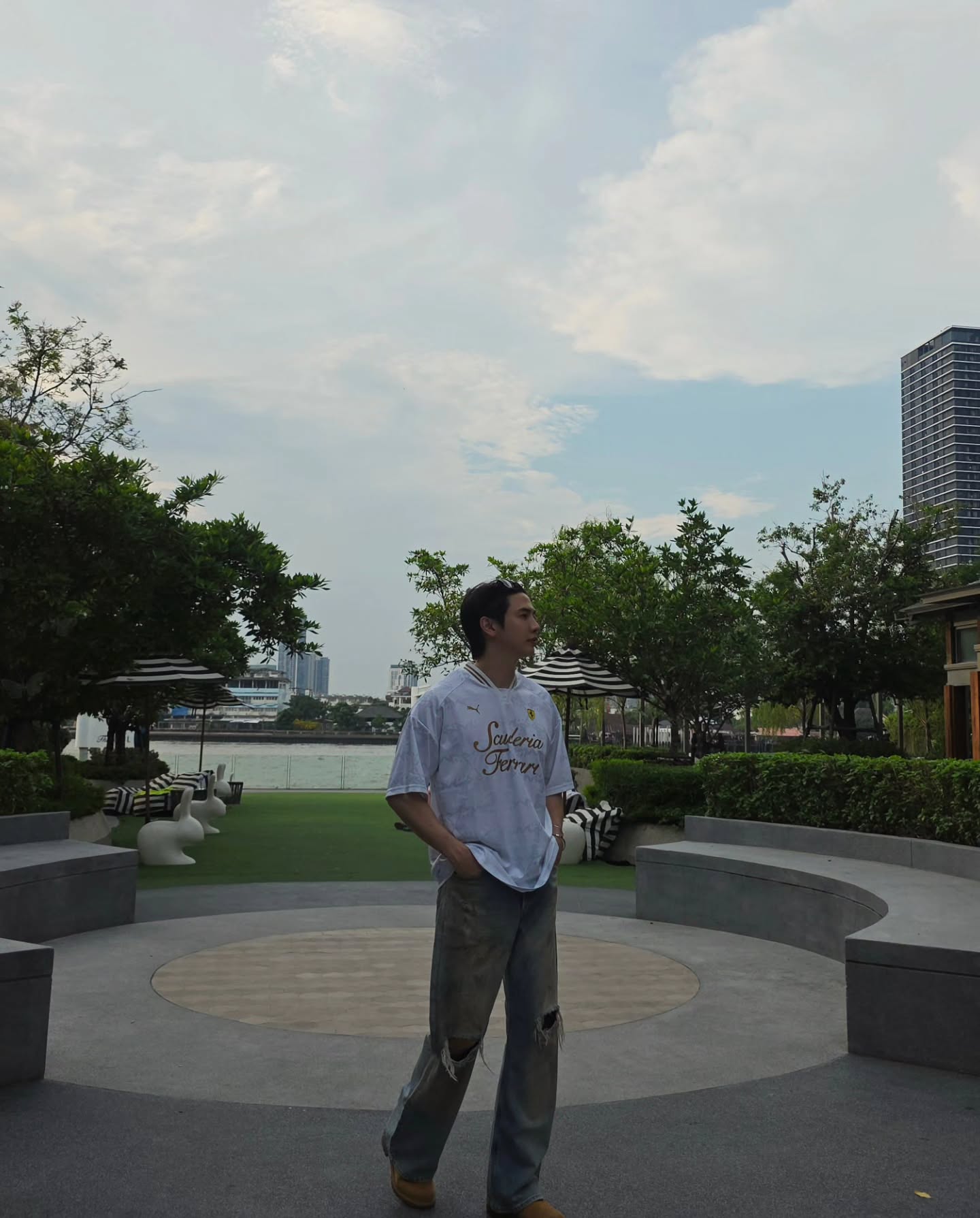 แม็กกี้ - รชต พิเชฐโชติ