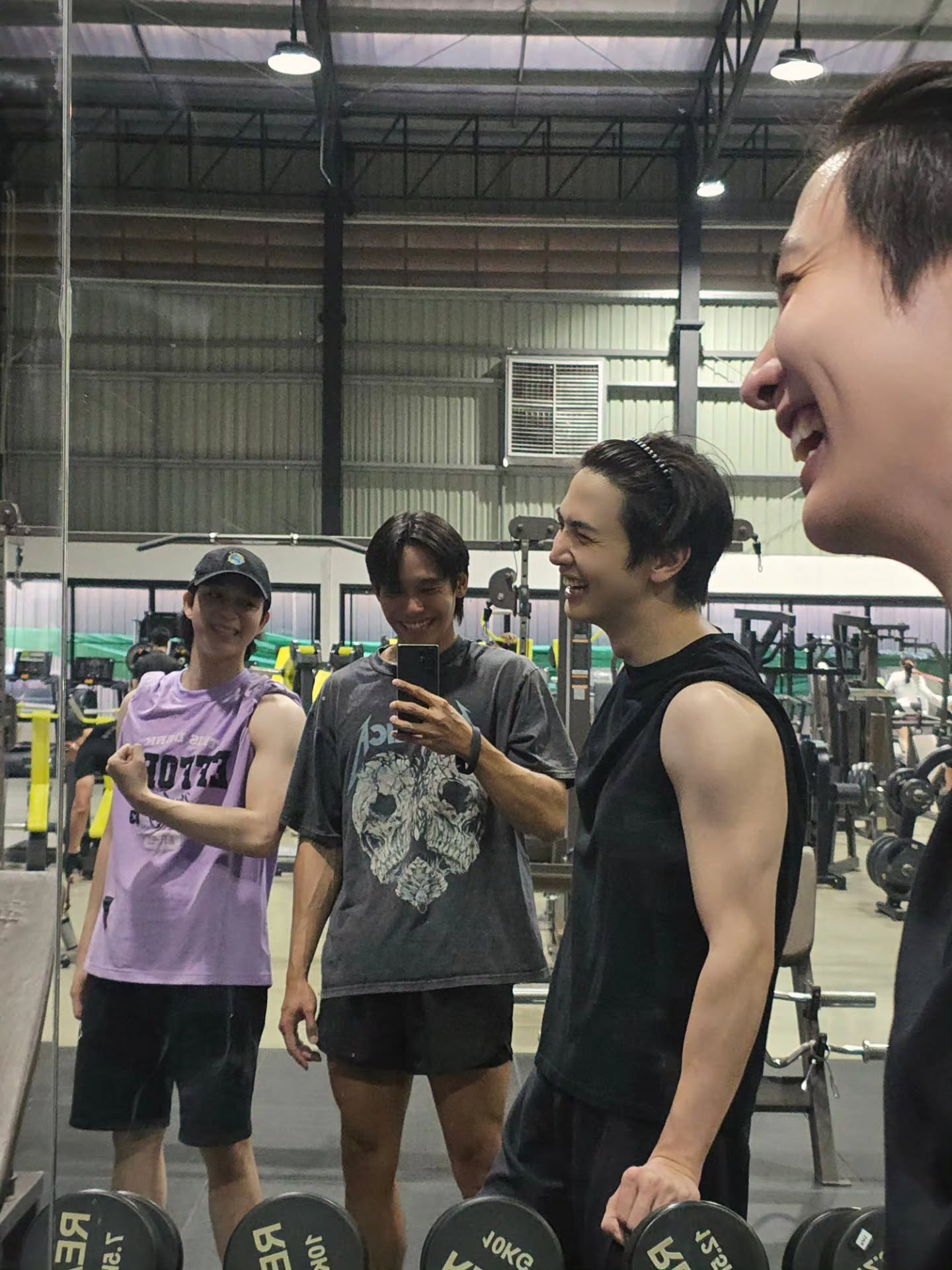 แม็กกี้ - รชต พิเชฐโชติ