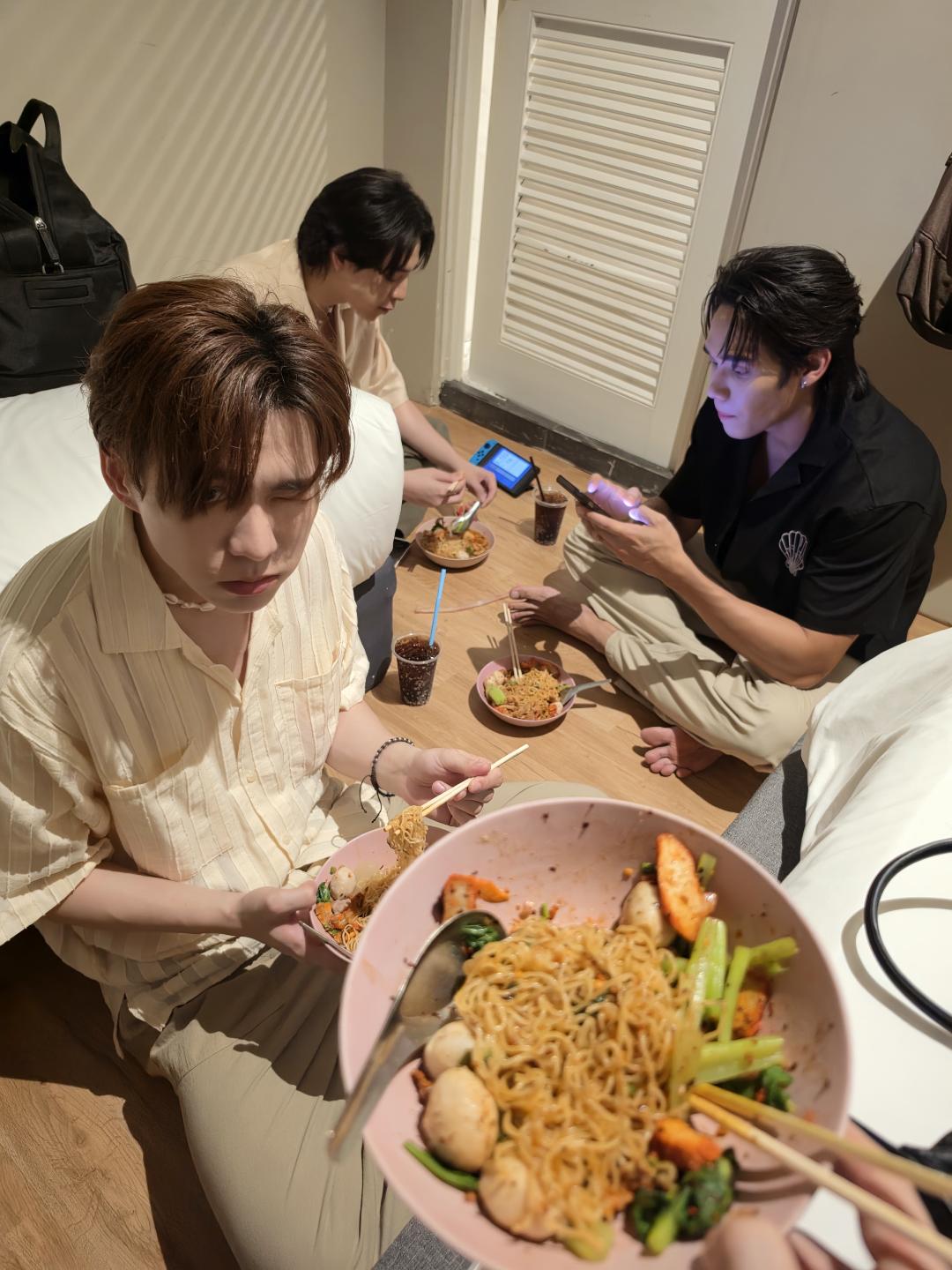 แม็กกี้ - รชต พิเชฐโชติ