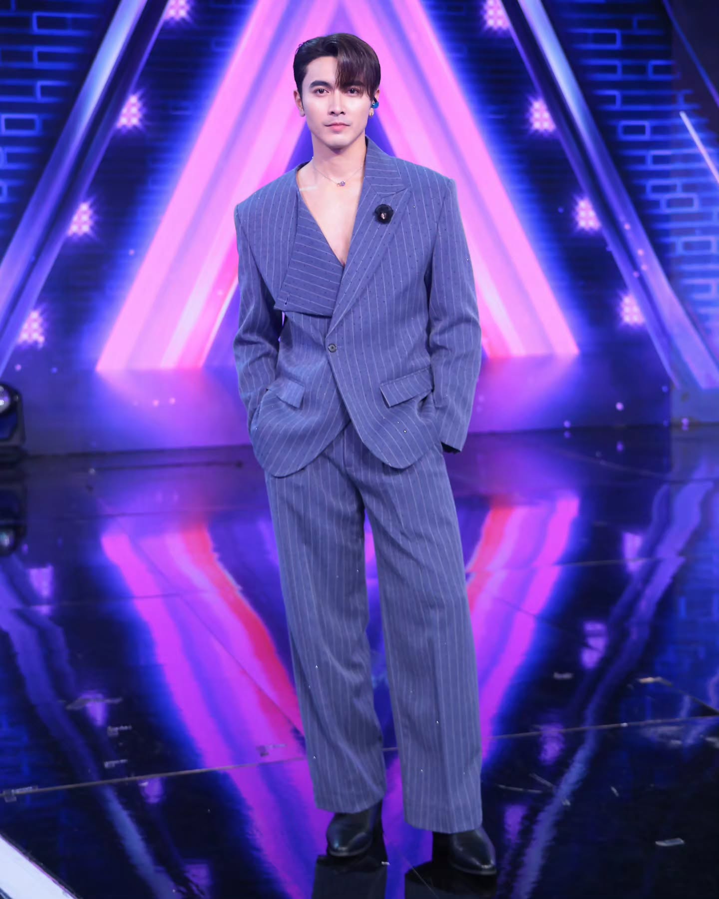 ภณ - ณวัสน์ ภู่พันธัชสีห์