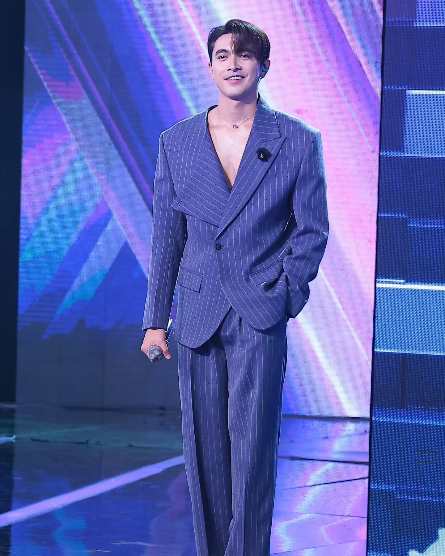 ภณ - ณวัสน์ ภู่พันธัชสีห์