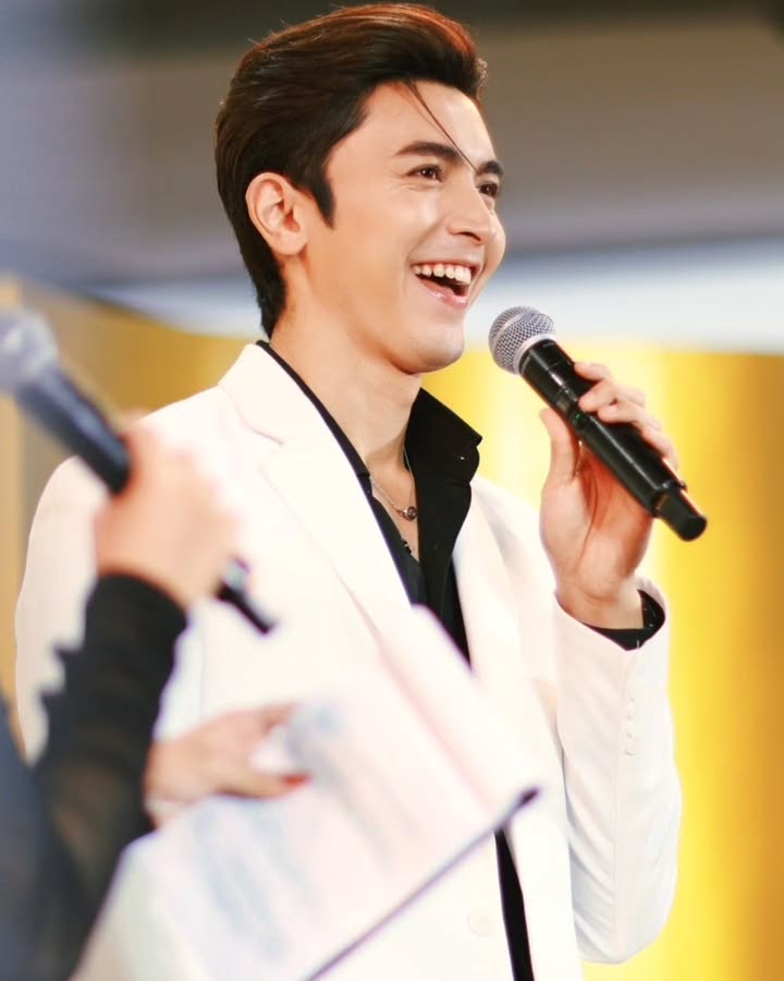 ภณ - ณวัสน์ ภู่พันธัชสีห์