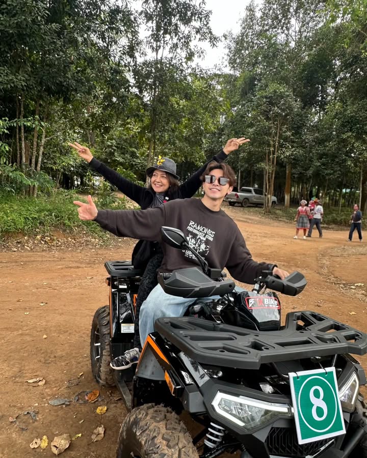 ภณ - ณวัสน์ ภู่พันธัชสีห์