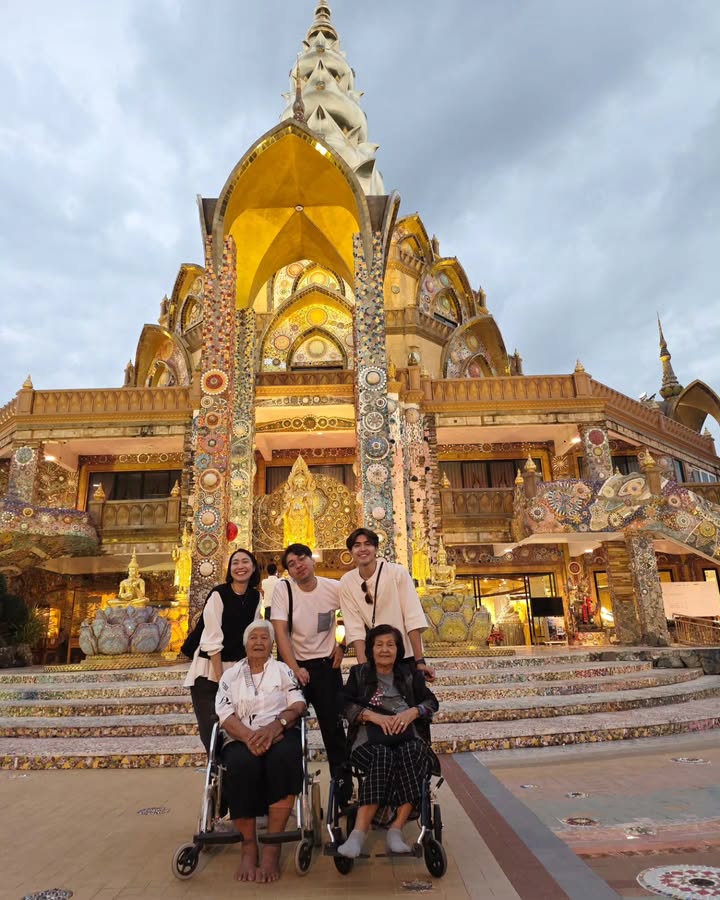 ภณ - ณวัสน์ ภู่พันธัชสีห์