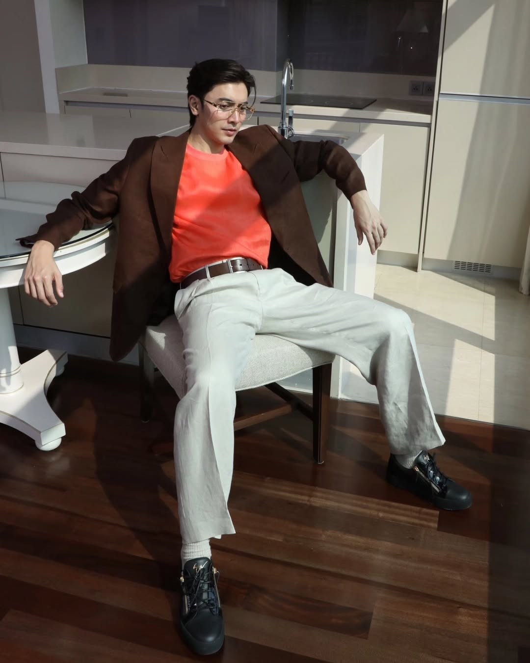 ภณ - ณวัสน์ ภู่พันธัชสีห์