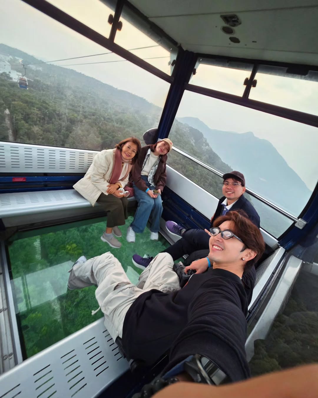 ภณ - ณวัสน์ ภู่พันธัชสีห์