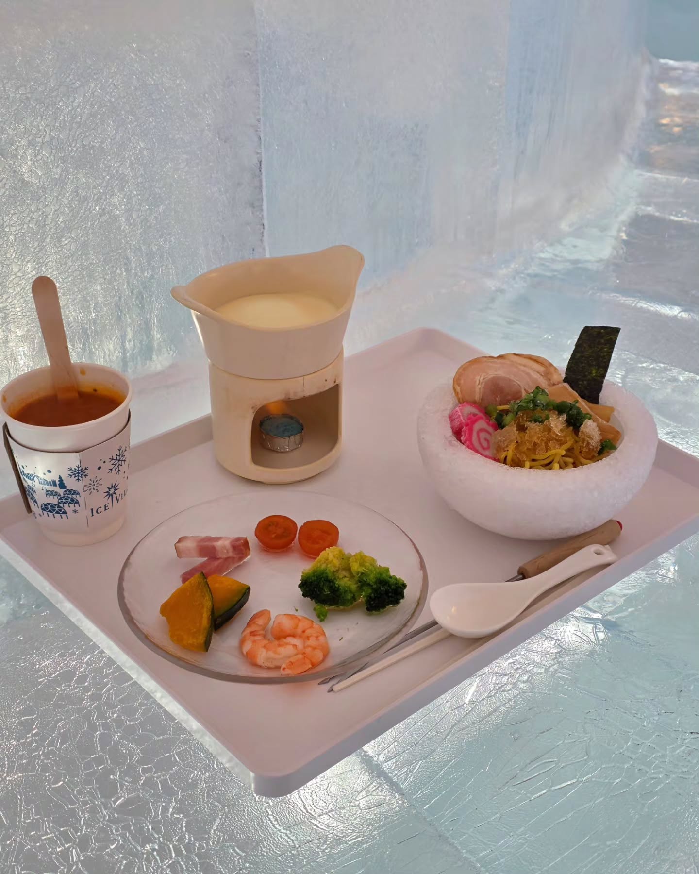 ภณ - ณวัสน์ ภู่พันธัชสีห์