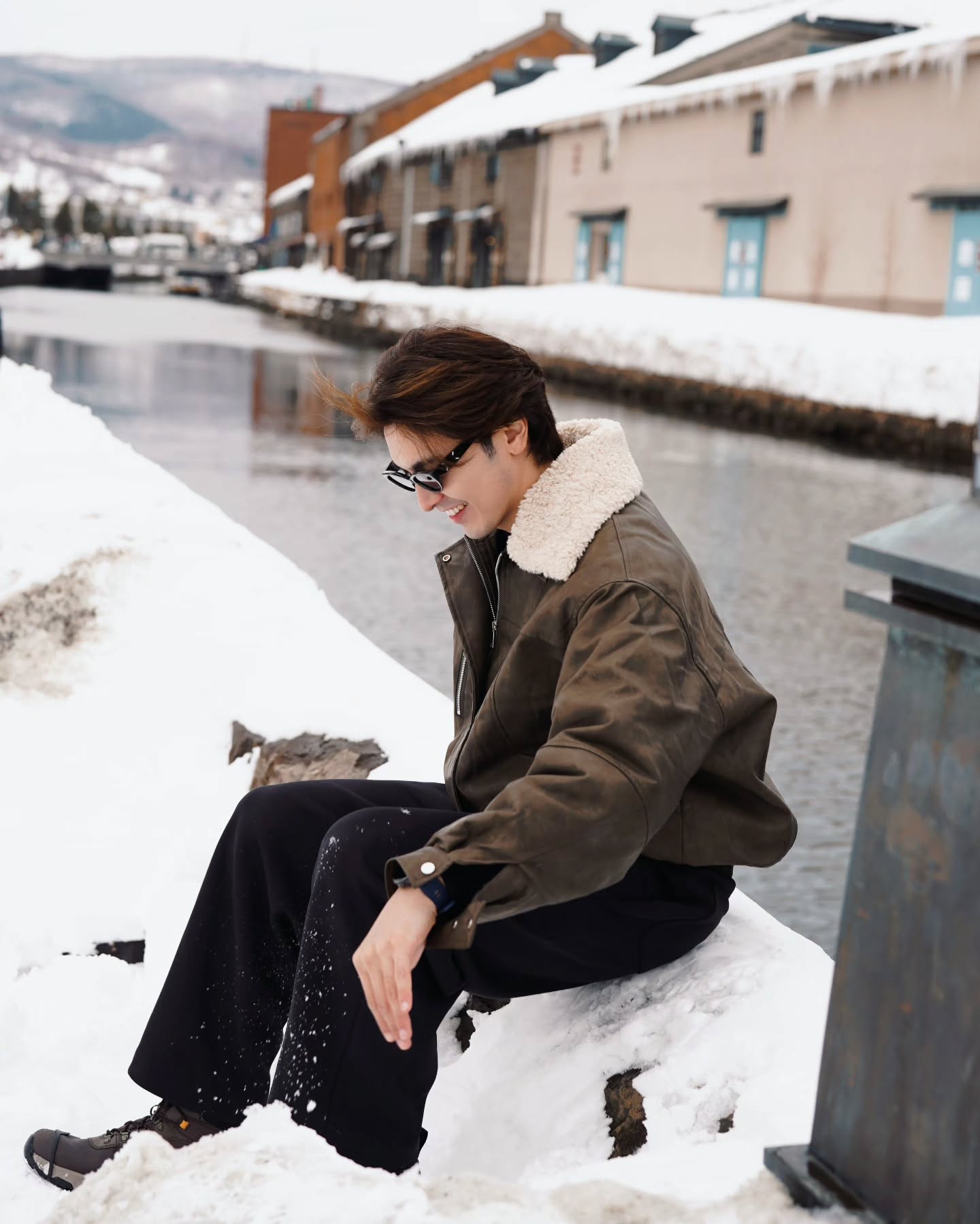 ภณ - ณวัสน์ ภู่พันธัชสีห์