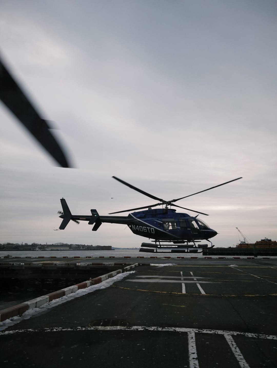 ดิว - นิธิพงษ์ พลจันทร์