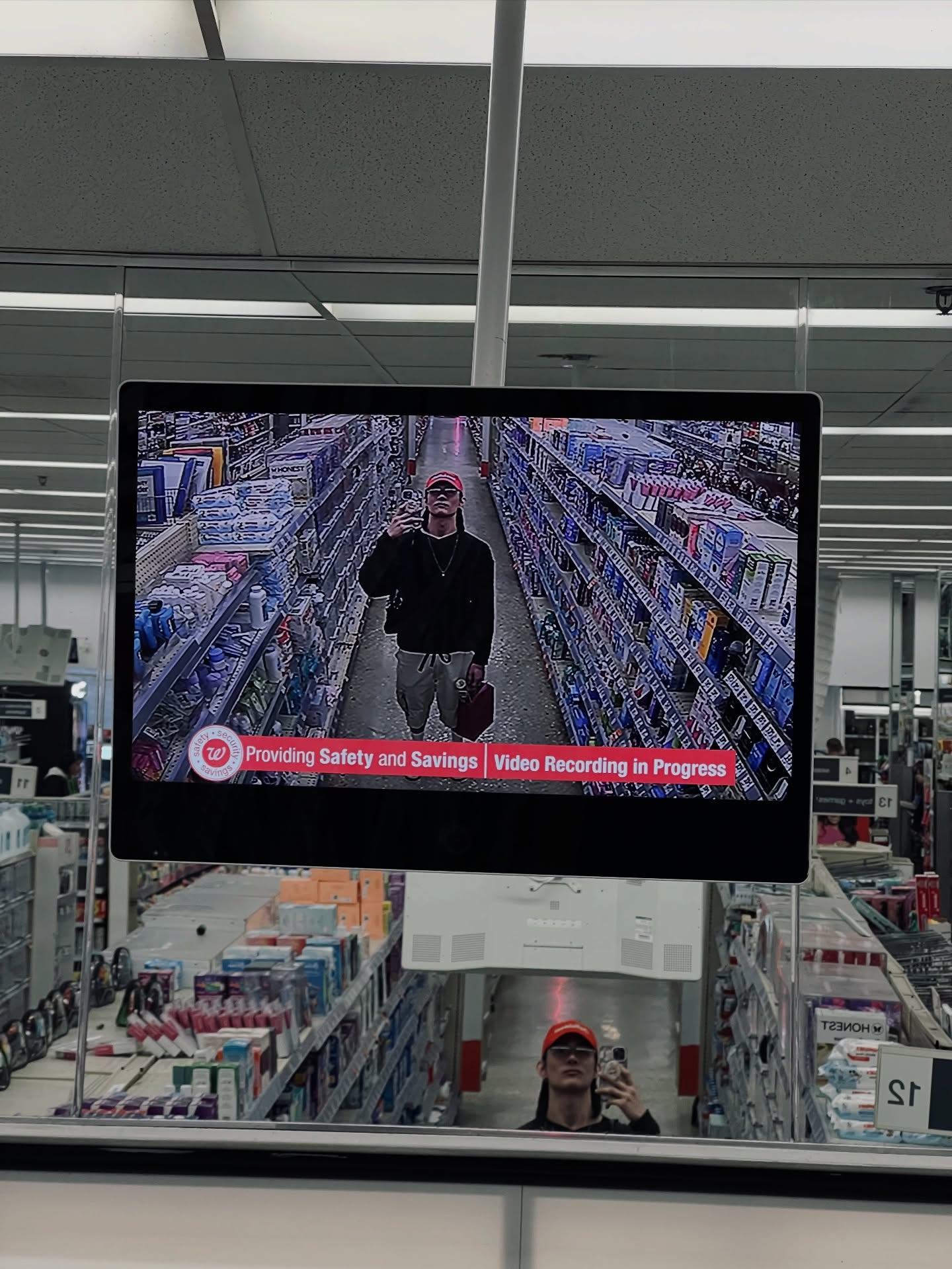 ดิว - นิธิพงษ์ พลจันทร์