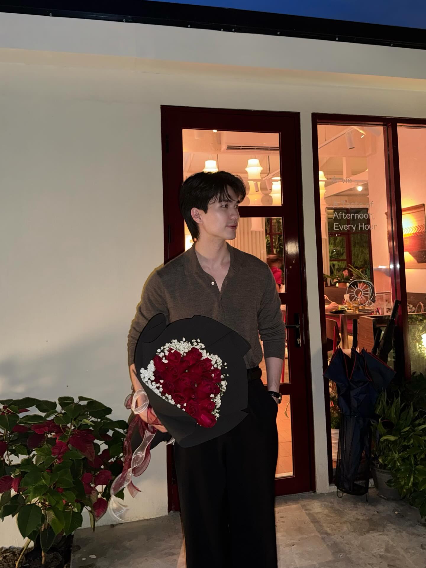 โดม - วรนาถ รัตธนภาส