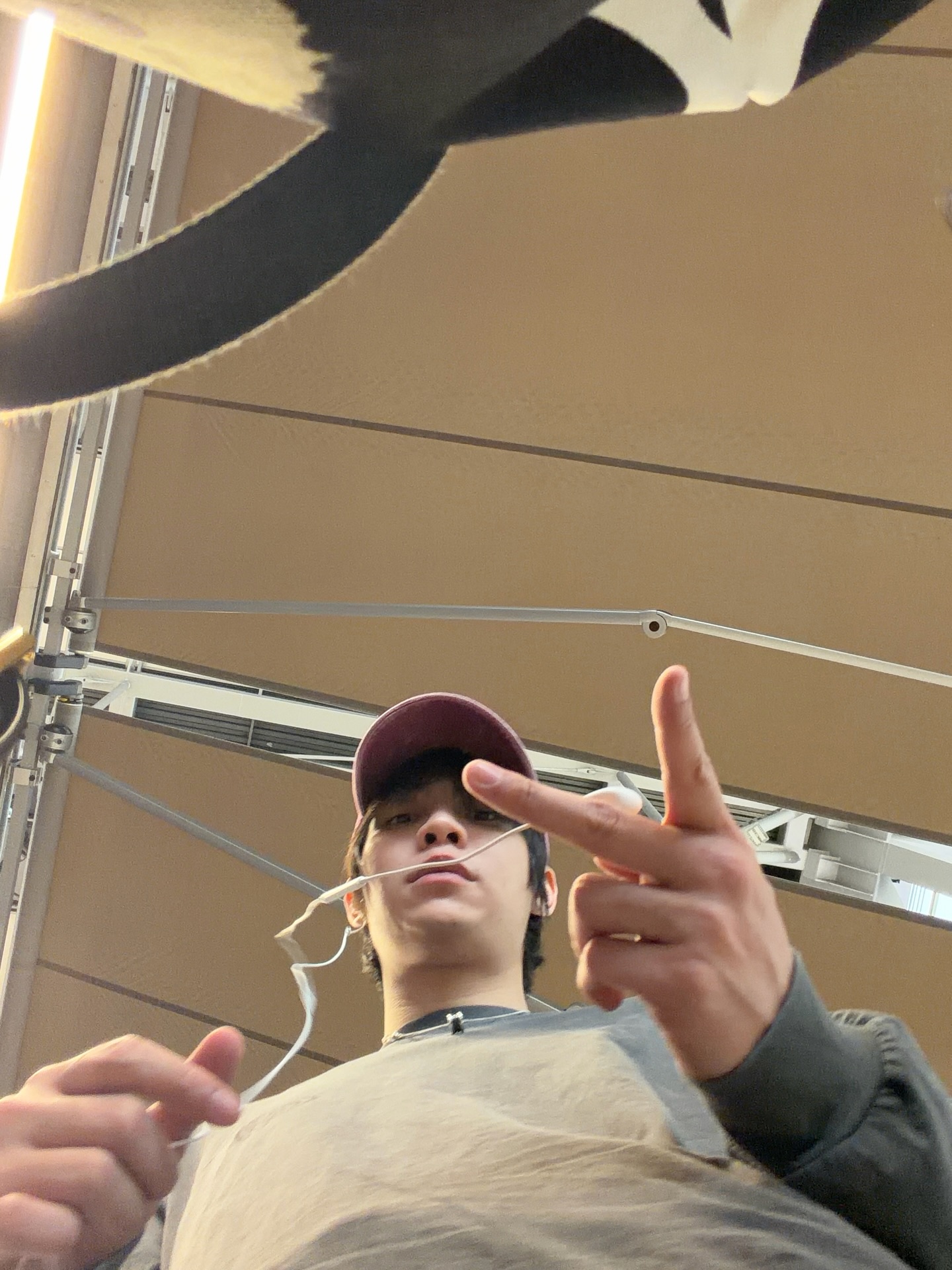 เฟิร์ส - คณพันธ์ ปุ้ยตระกูล