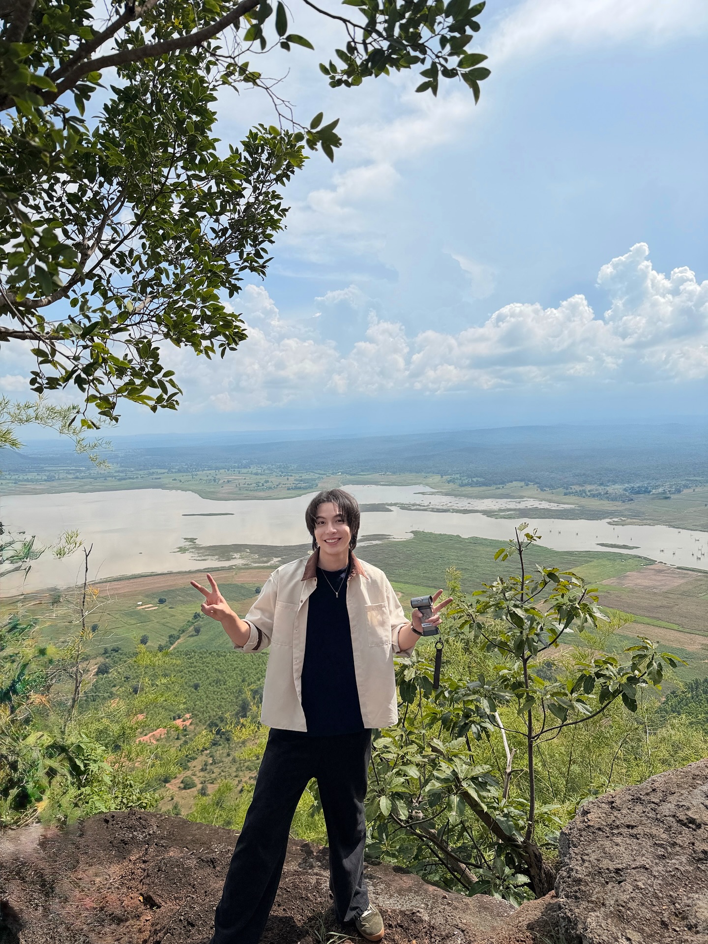 เฟิร์ส - คณพันธ์ ปุ้ยตระกูล