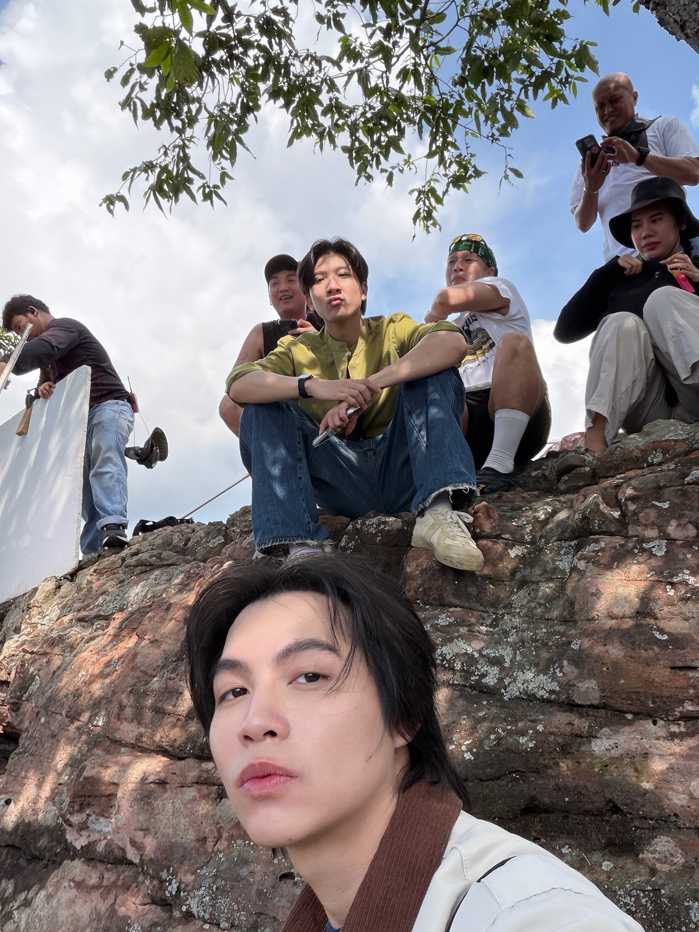 เฟิร์ส - คณพันธ์ ปุ้ยตระกูล