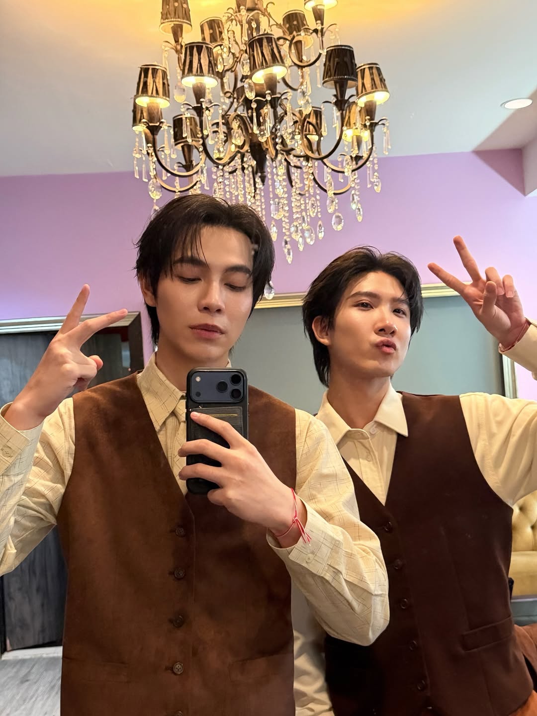 เฟิร์ส - คณพันธ์ ปุ้ยตระกูล