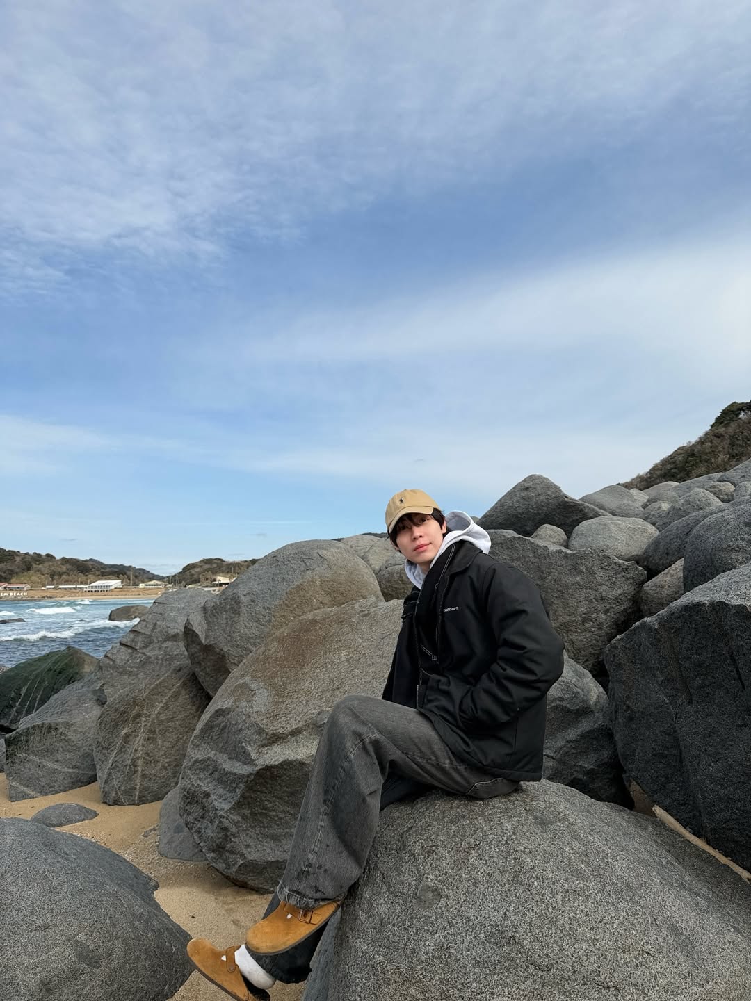 เฟิร์ส - คณพันธ์ ปุ้ยตระกูล