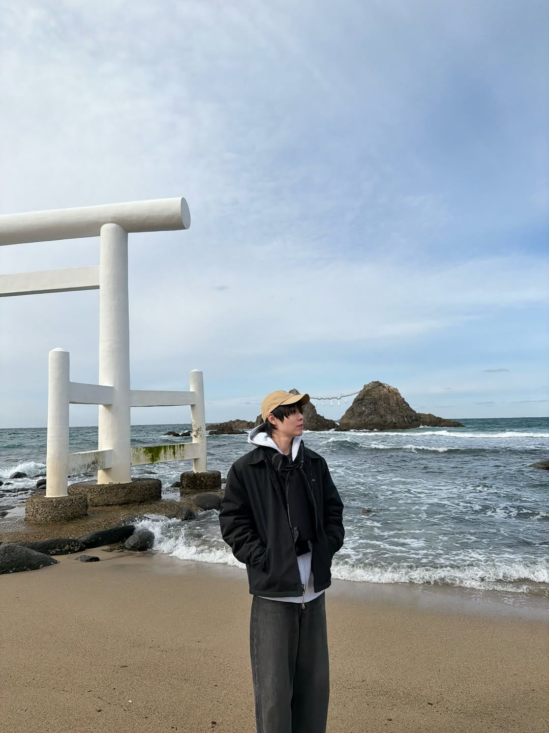 เฟิร์ส - คณพันธ์ ปุ้ยตระกูล