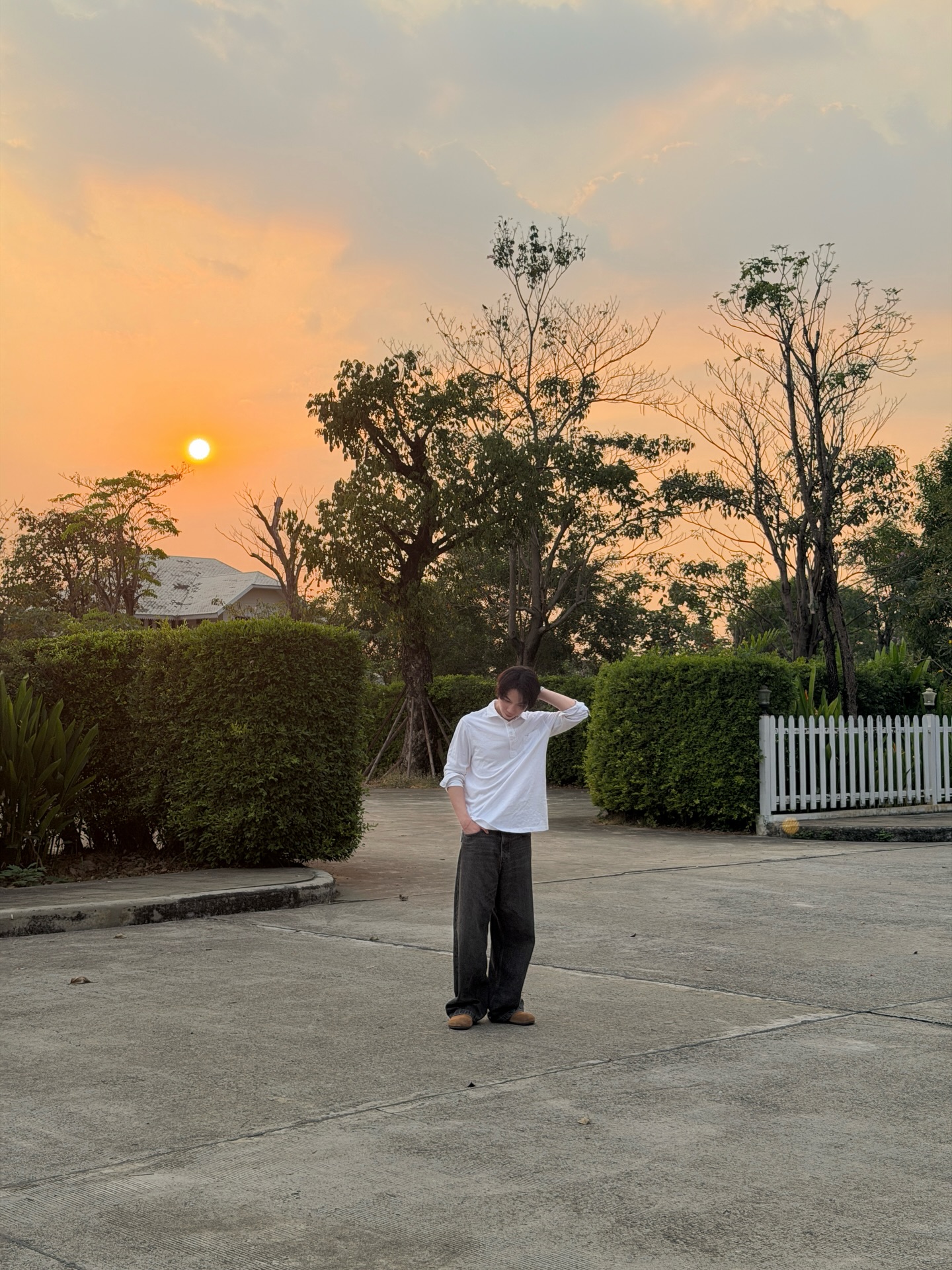 เฟิร์ส - คณพันธ์ ปุ้ยตระกูล