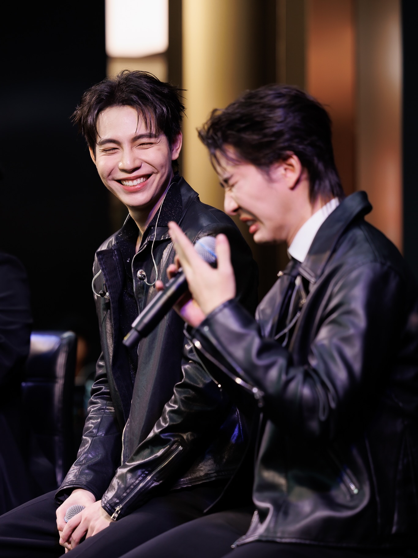 เฟิร์ส - คณพันธ์ ปุ้ยตระกูล