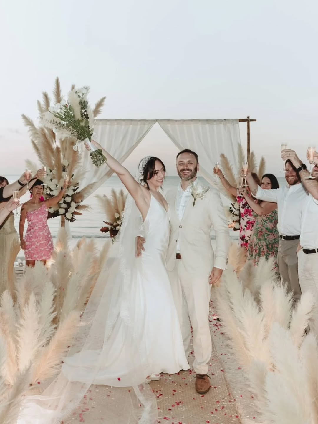 วาววา - ณิชารีย์ โชคประจักษ์ชัด