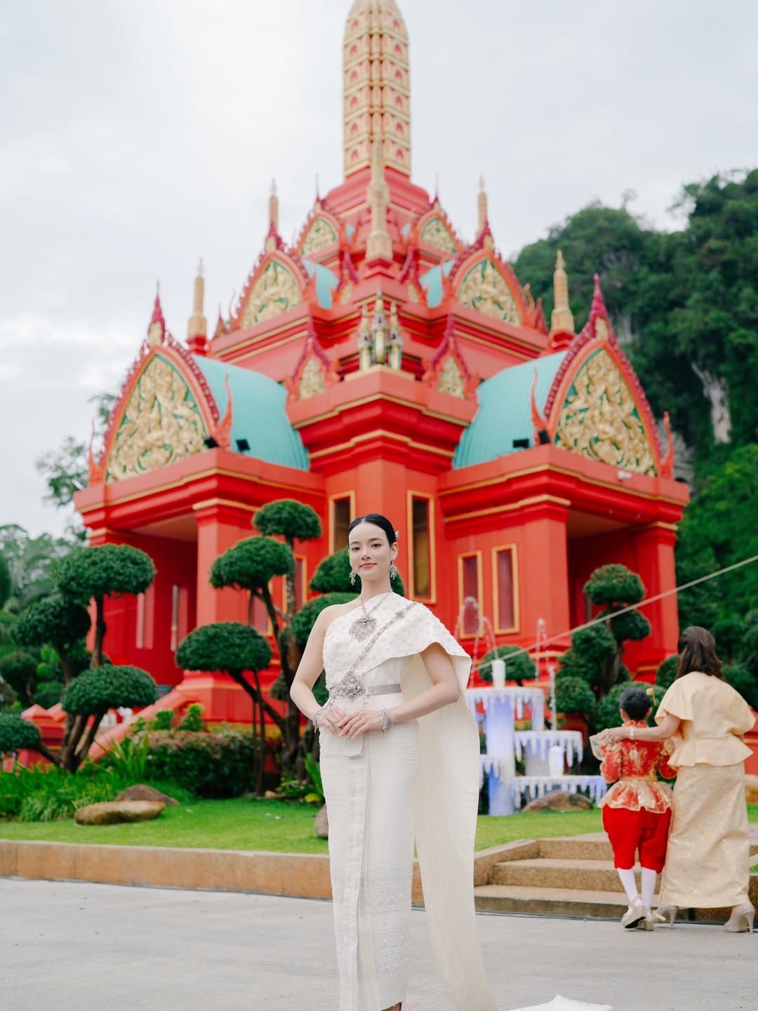 วาววา - ณิชารีย์ โชคประจักษ์ชัด