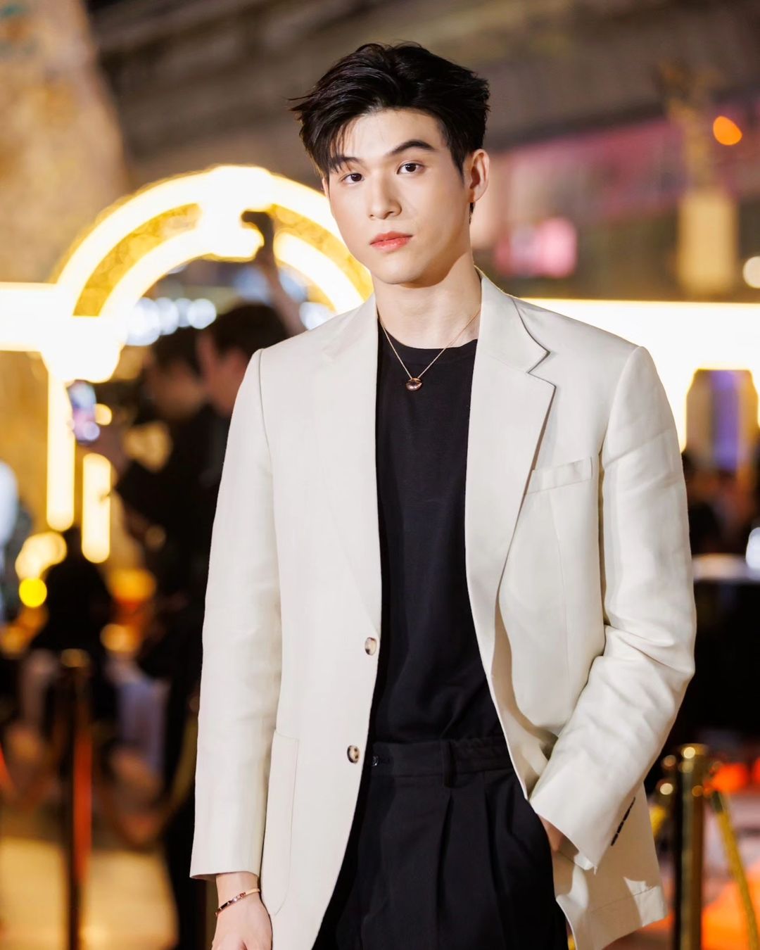 สกาย - วงศ์รวี นทีธร
