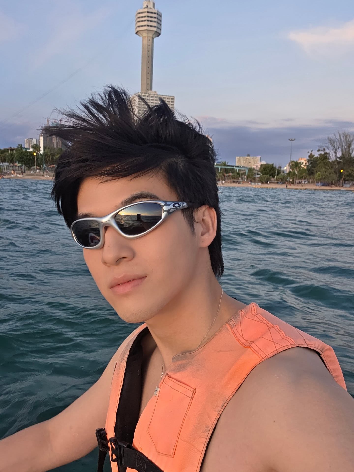 สกาย - วงศ์รวี นทีธร