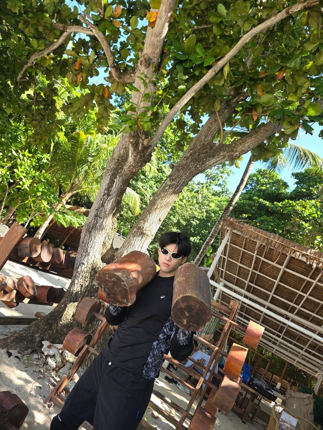 สกาย - วงศ์รวี นทีธร