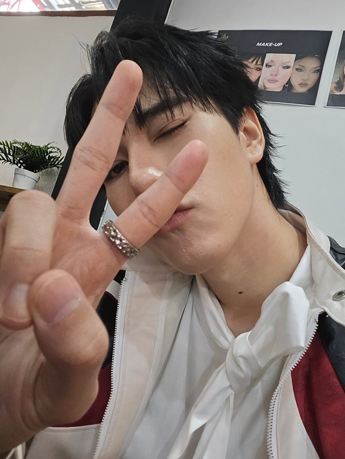 สกาย - วงศ์รวี นทีธร