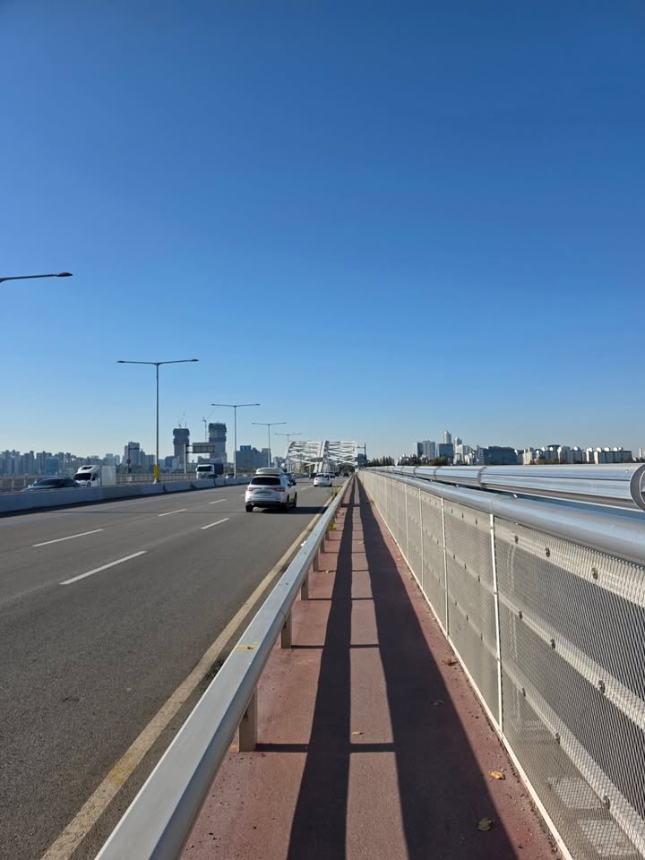 สกาย - วงศ์รวี นทีธร