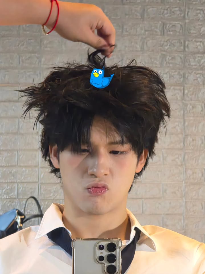 สกาย - วงศ์รวี นทีธร