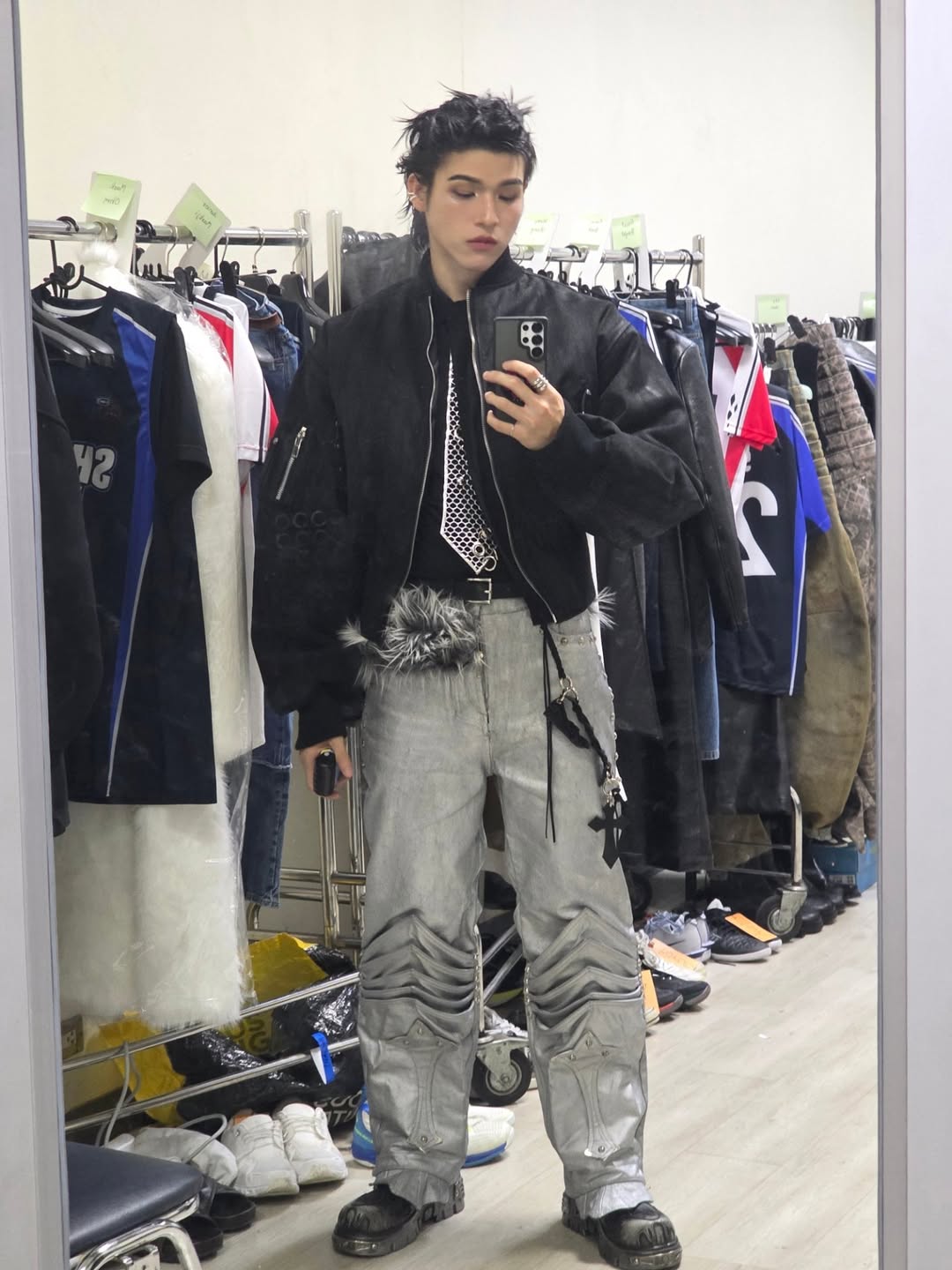 สกาย - วงศ์รวี นทีธร