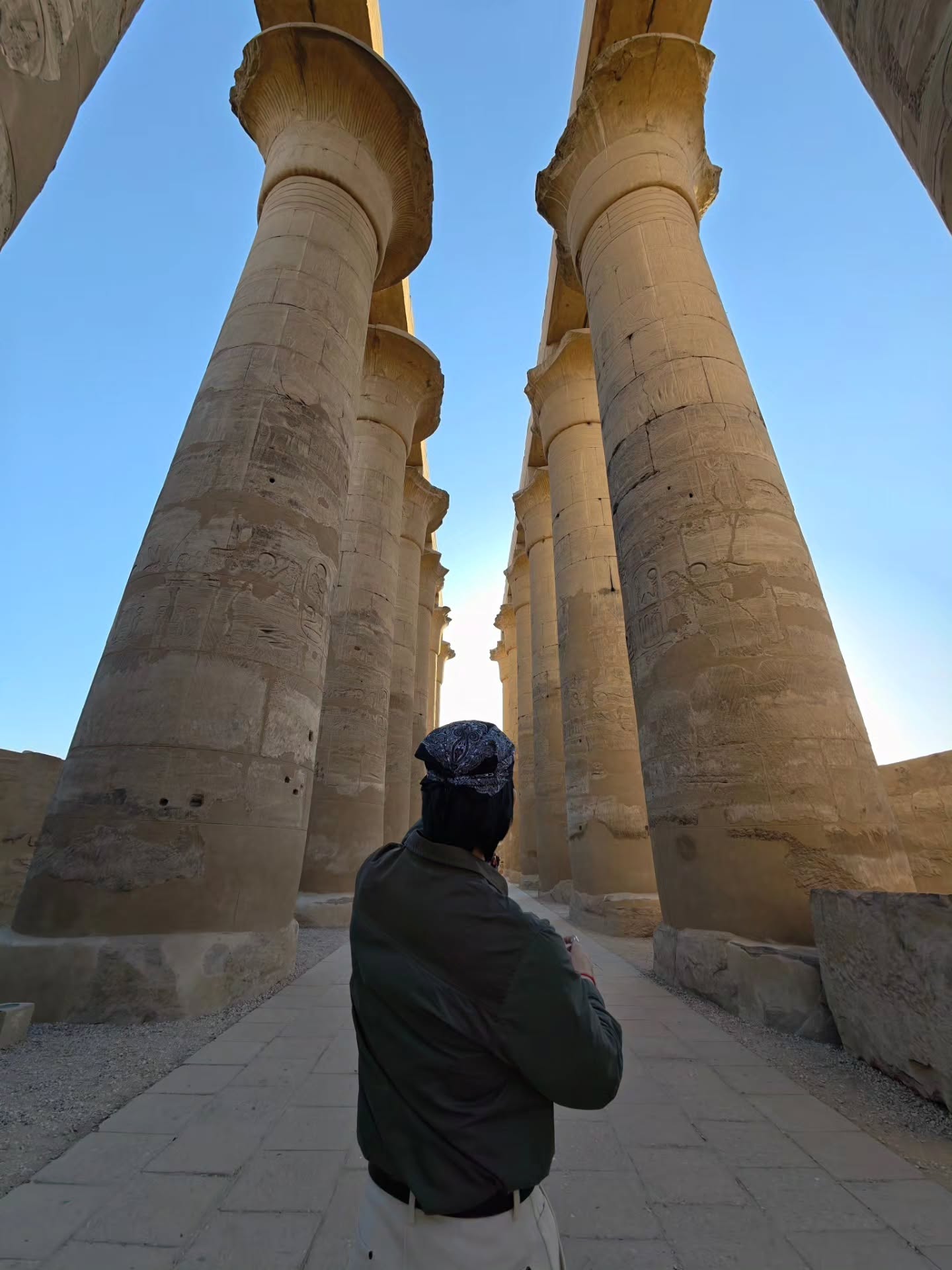 สกาย - วงศ์รวี นทีธร