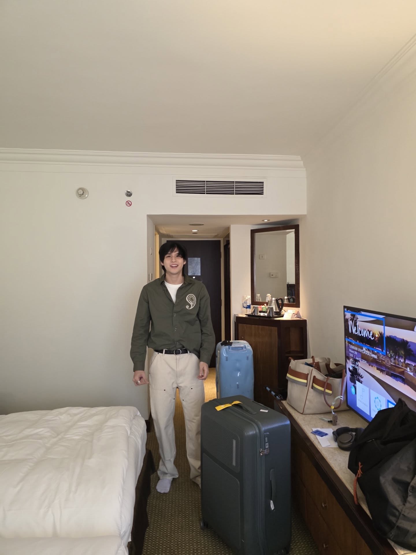 สกาย - วงศ์รวี นทีธร